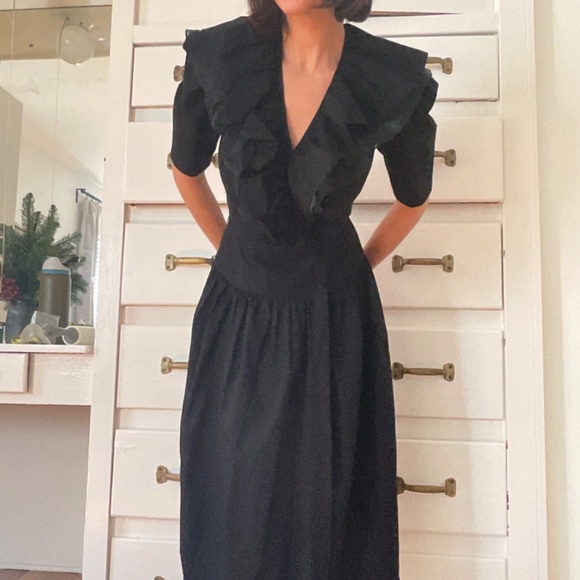Black Ruffled collar mid length party dress Vintage! - Picture 3 of 5
